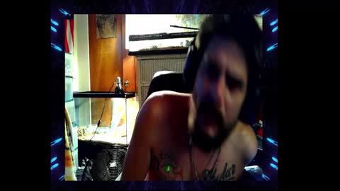 Snapshot of toxiclove1311 chatting on 11-25-25, 09:48 Toxiclove1311 online show from 11-25-25, 09:48