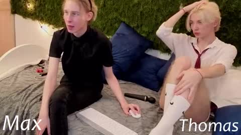 Max online show from 11-20-25, 03:23