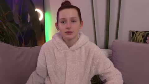 Bella online show from 02-21-25, 05:31