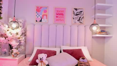 Tracy  online show from 03-24-26, 08:36