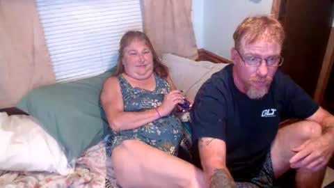 Snapshot of tracyandhenry chatting on 07-26-26, 05:48 Tracy Henry online show from 07-26-26, 05:48