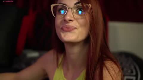 Snapshot of tracyix chatting on 10-16-25, 07:59 Tracy online show from 10-16-25, 07:59