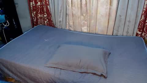 Gigi online show from 04-15-26, 04:30