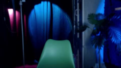 Snapshot of trans_nikka_ chatting on 05-27-26, 02:47 Emerald online show from 05-27-26, 02:47