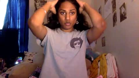 Snapshot of transamoure chatting on 01-13-26, 07:41 transamoure online show from 01-13-26, 07:41