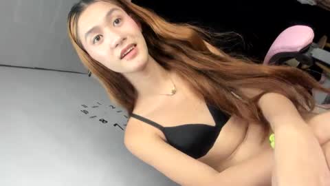 Rhiane online show from 02-23-25, 03:40