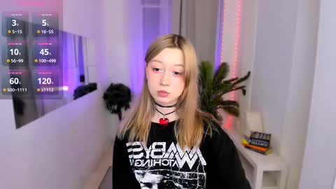 Nyuta Hartmann online show from 03-12-25, 05:07