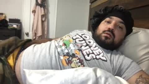 Snapshot of trapzaddy212 chatting on 08-03-26, 01:05 trapzaddy212 online show from 08-03-26, 01:05