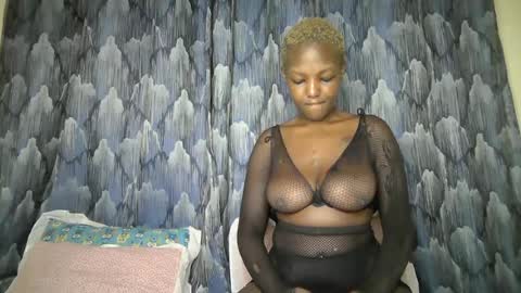 Snapshot of trashaa77 chatting on 07-24-26, 08:40 trashaa77 online show from 07-24-26, 08:40