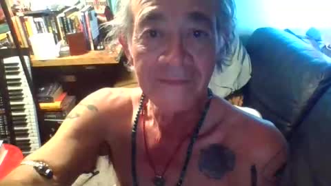 Snapshot of trashdiamond chatting on 04-05-26, 06:10 trashdiamond online show from 04-05-26, 06:10