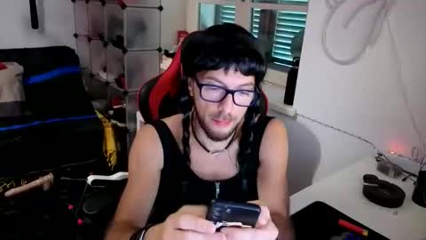 travanale online show from 09-17-25, 08:16