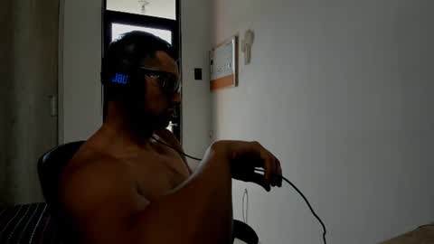 travis bakerr online show from 07-22-26, 08:11
