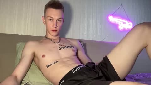 Travis online show from 05-21-26, 10:00