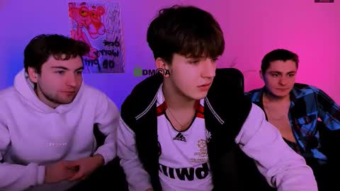 Travis online show from 02-06-26, 09:56