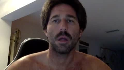 TravisKenn online show from 09-26-25, 11:36