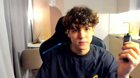 travisrivas online show from 11-09-25, 01:53