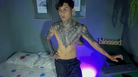 TRAV - INDEPENDENT MODEL online show from 10-14-25, 04:13