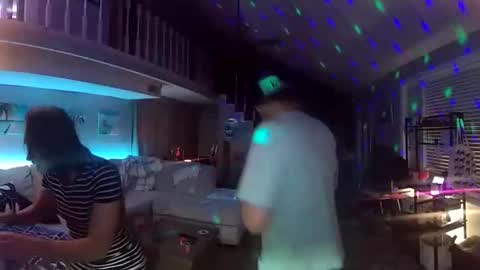 UCuM4usPLEASE online show from 03-07-26, 02:19