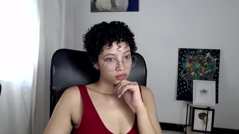 Emily online show from 11-28-25, 06:43