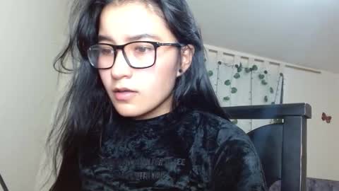 Snapshot of trebol_4 chatting on 01-08-26, 01:30 trebol_4 online show from 01-08-26, 01:30