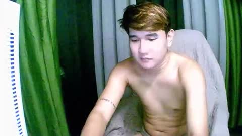 trebz_01 online show from 12-23-25, 08:56