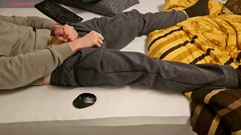 tree1989 online show from 01-12-26, 06:13