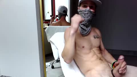 TreeBurner1 online show from 11-01-25, 06:04