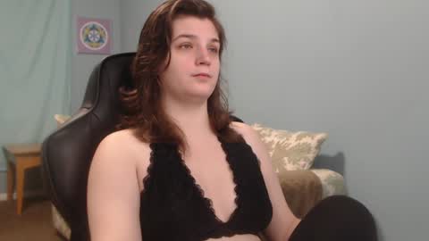 Snapshot of treejeanne chatting on 12-24-24, 01:50 TreeJeanne online show from 12-24-24, 01:50