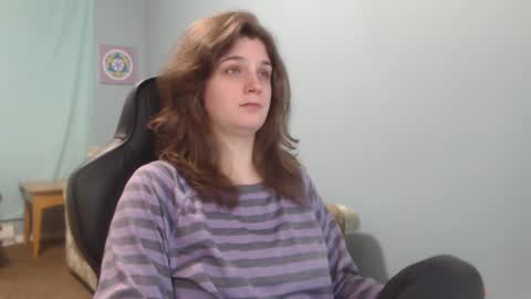 Snapshot of treejeanne chatting on 02-21-25, 02:16 TreeJeanne online show from 02-21-25, 02:16