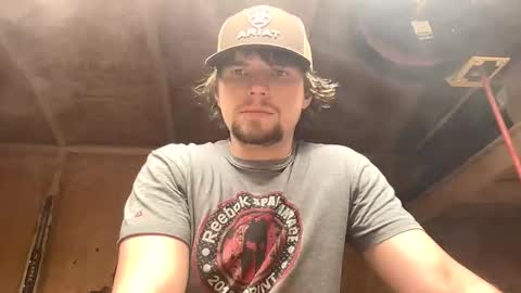 Snapshot of treeman817 chatting on 03-19-26, 06:34 treeman817 online show from 03-19-26, 06:34