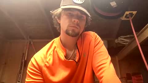 Snapshot of treeman817 chatting on 04-21-26, 04:01 treeman817 online show from 04-21-26, 04:01