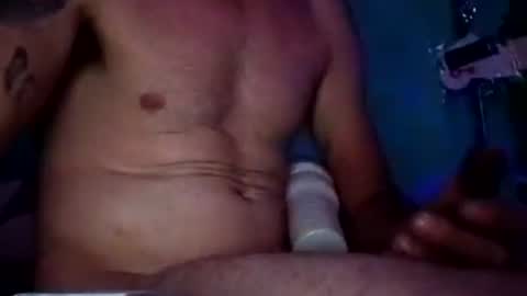 Snapshot of treemandude6867 chatting on 07-11-26, 08:17 treemandude6867 online show from 07-11-26, 08:17