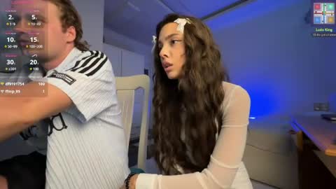 Sarah And Jon online show from 04-17-26, 05:43