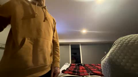 trenttaylor101sexmaster online show from 01-10-26, 11:23