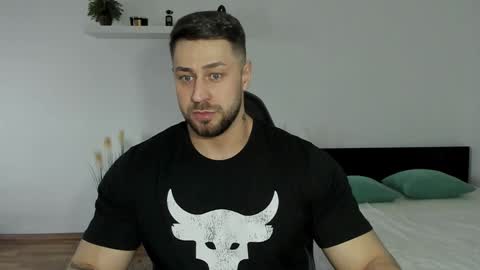 Snapshot of trentwest_ chatting on 01-15-25, 01:52 Trent online show from 01-15-25, 01:52