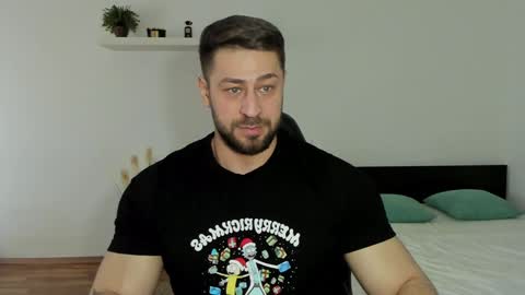 Snapshot of trentwest_ chatting on 01-24-25, 08:02 Trent online show from 01-24-25, 08:02