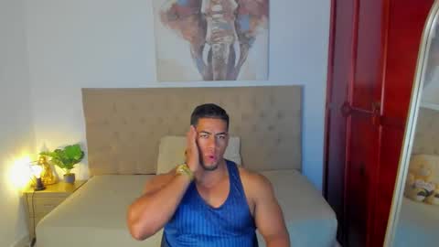 Snapshot of trevor_vinc chatting on 09-28-25, 12:54 trevor online show from 09-28-25, 12:54