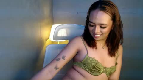 trexie_fucks15 online show from 04-04-26, 04:15