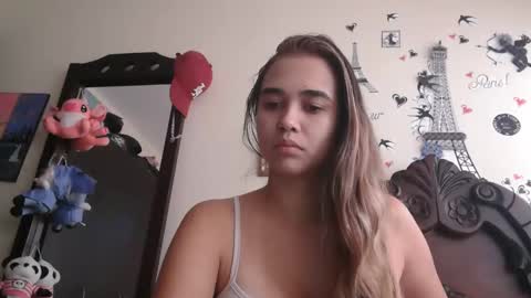 triana_bell online show from 01-15-26, 04:44