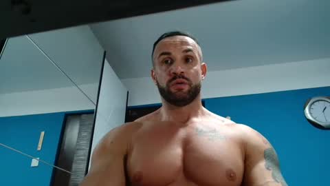 Snapshot of tridentmuscles chatting on 01-01-25, 11:29 tridentmuscles online show from 01-01-25, 11:29