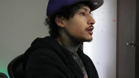 - trieone online show from 03-29-26, 02:17