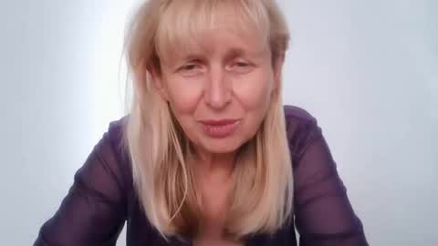 TrinaAdair online show from 12-04-25, 10:35