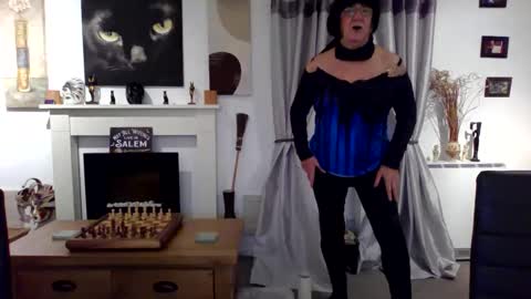 trinity1011 online show from 11-13-25, 06:56