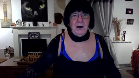 trinity1011 online show from 11-15-25, 06:55