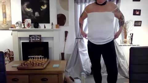 trinity1011 online show from 12-14-25, 08:30