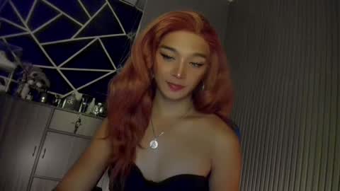 Ms Ella online show from 12-14-24, 08:40