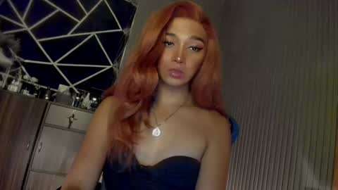 Ms Ella online show from 12-29-24, 07:00