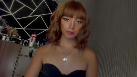 Ms Ella online show from 01-07-25, 03:54