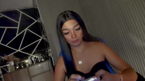 Ms Ella online show from 03-08-25, 03:35