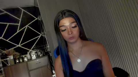 Ms Ella online show from 03-11-25, 03:45